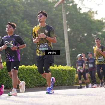 Runner Photo 6544422