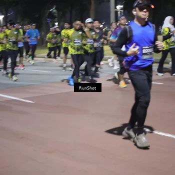 Runner Photo 6544423