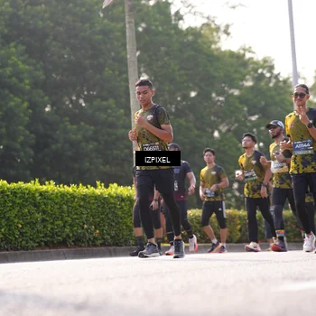 Runner Photo 6544426