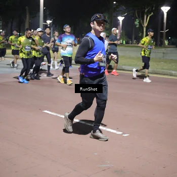 Runner Photo 6544453