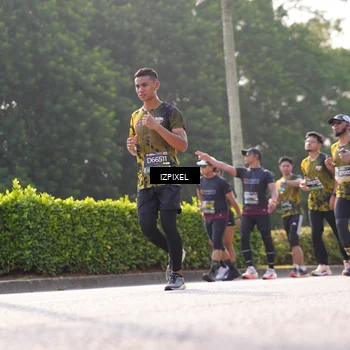 Runner Photo 6544456