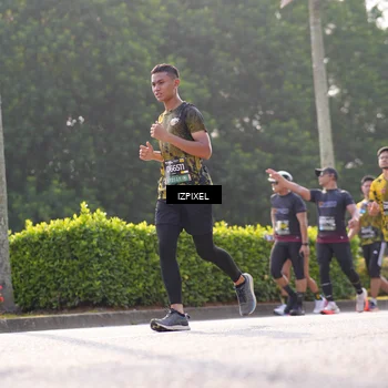 Runner Photo 6544472
