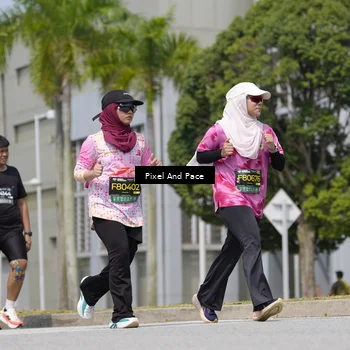 Runner Photo 6544551