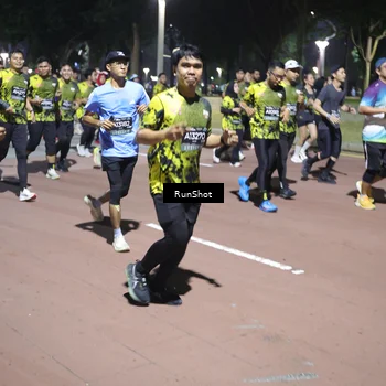 Runner Photo 6544597