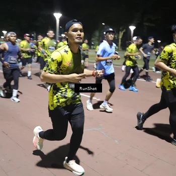 Runner Photo 6544607