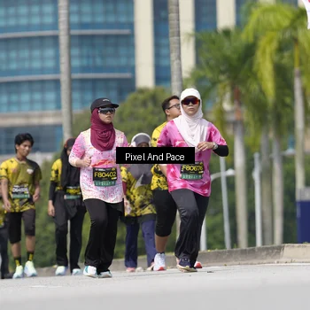 Runner Photo 6544611