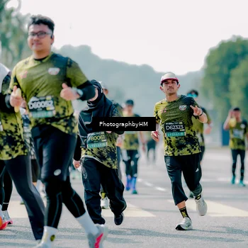 Runner Photo 6544624