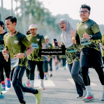 Runner Photo 6544646