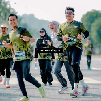 Runner Photo 6544658