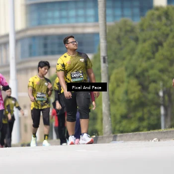 Runner Photo 6544659