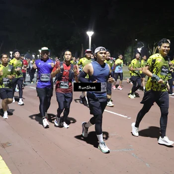 Runner Photo 6544667