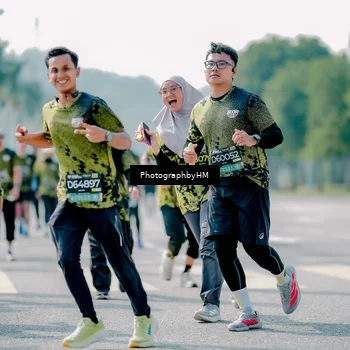 Runner Photo 6544681