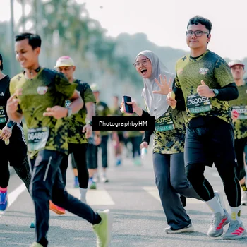 Runner Photo 6544688