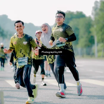 Runner Photo 6544692