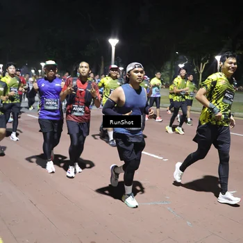 Runner Photo 6544698