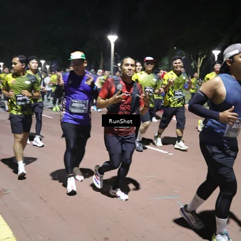Runner Photo 6544703