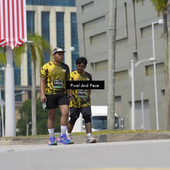 Runner Photo 6544728
