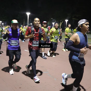 Runner Photo 6544733