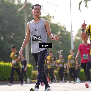Runner Photo 6544742