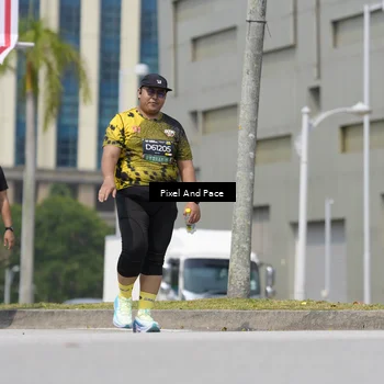 Runner Photo 6544765