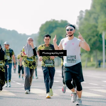 Runner Photo 6544768