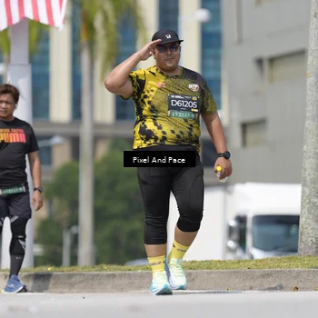 Runner Photo 6544771