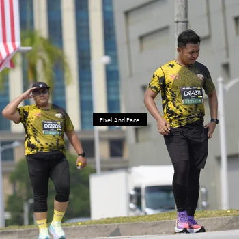 Runner Photo 6544772