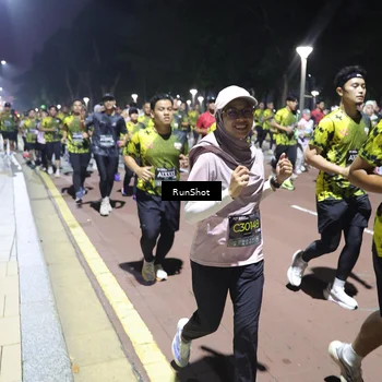 Runner Photo 6544788