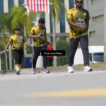 Runner Photo 6544798