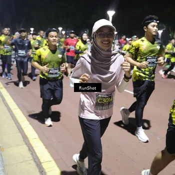 Runner Photo 6544811