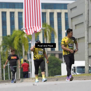 Runner Photo 6544823