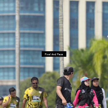 Runner Photo 6544824