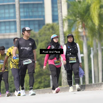 Runner Photo 6544852