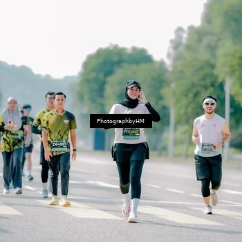 Runner Photo 6544861