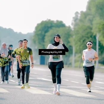 Runner Photo 6544876