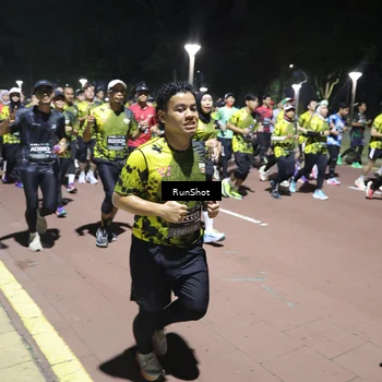 Runner Photo 6544877