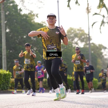 Runner Photo 6544884