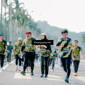 Runner Photo 6544898
