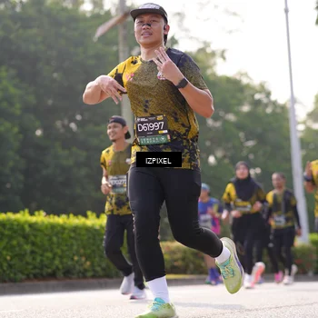 Runner Photo 6544902