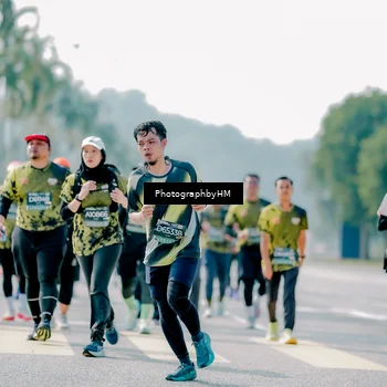 Runner Photo 6544903