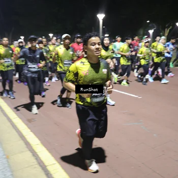 Runner Photo 6544910