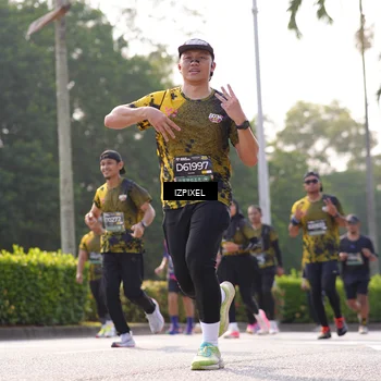 Runner Photo 6544915