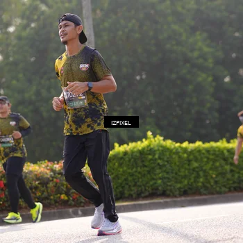 Runner Photo 6544935