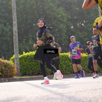 Runner Photo 6544936