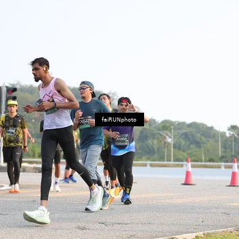 Runner Photo 6544956