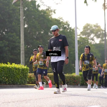 Runner Photo 6544963