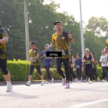Runner Photo 6545013