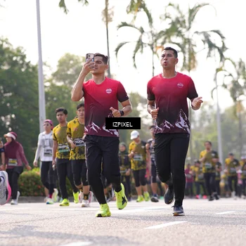 Runner Photo 6545022
