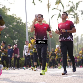 Runner Photo 6545044