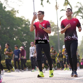 Runner Photo 6545060